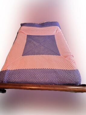 American Vintage Pink and Purple Knit Bed Throw